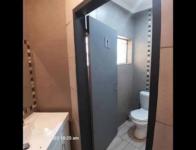 226M² BUSINESS FOR SALE IN BO-DORP